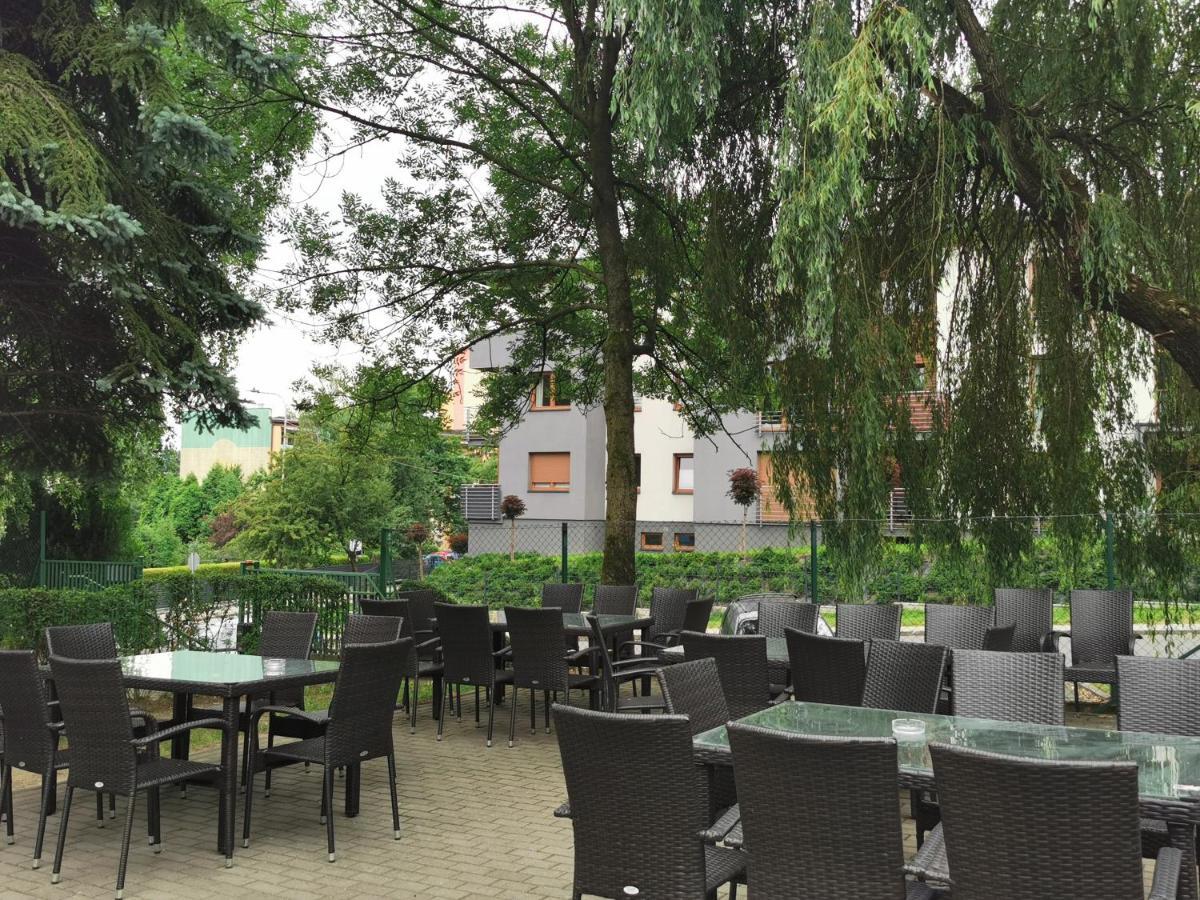 Hotel Gambit I Restauracja Cieszyn Cieszyn  Buitenkant foto